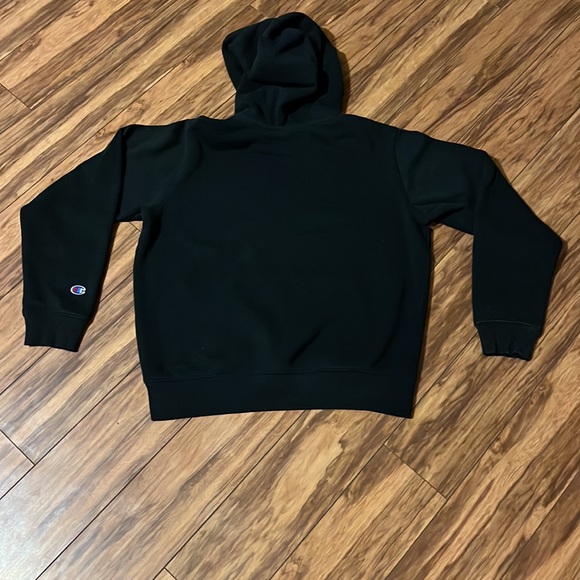 Champion hoodie youth XL. Lightly worn - Picture 3 of 4